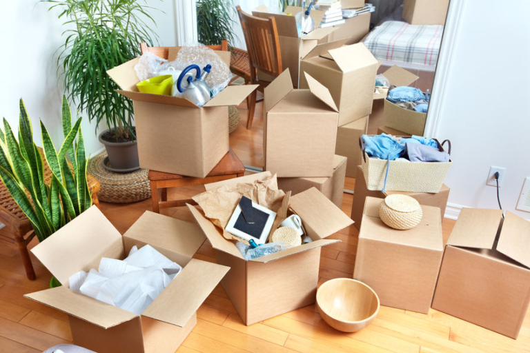 How Can a Storage Center Help You Declutter?